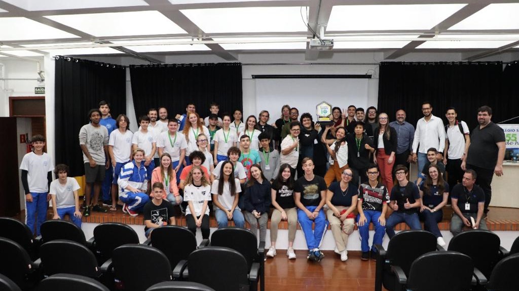 SICOOB MERIDIONAL: Cooperativa apoia evento de tecnologia na UTFPR 