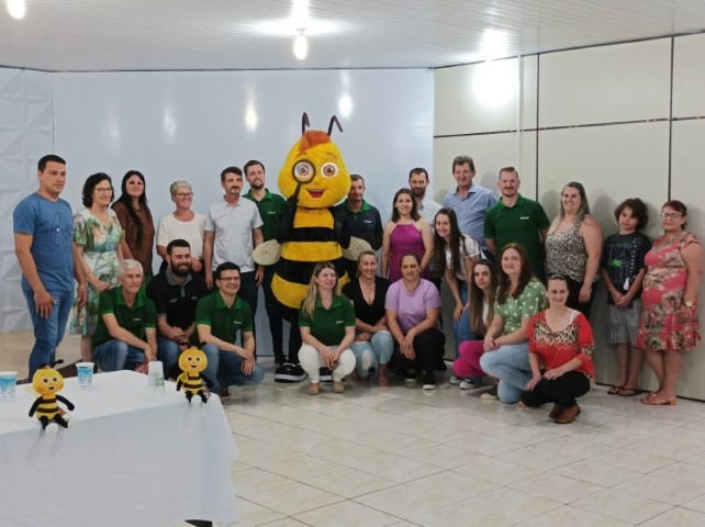 SICREDI PARQUE DAS ARAUCÁRIAS: Programa A União faz a Vida será realizado em Pontal (SP) e Vitorino (PR)