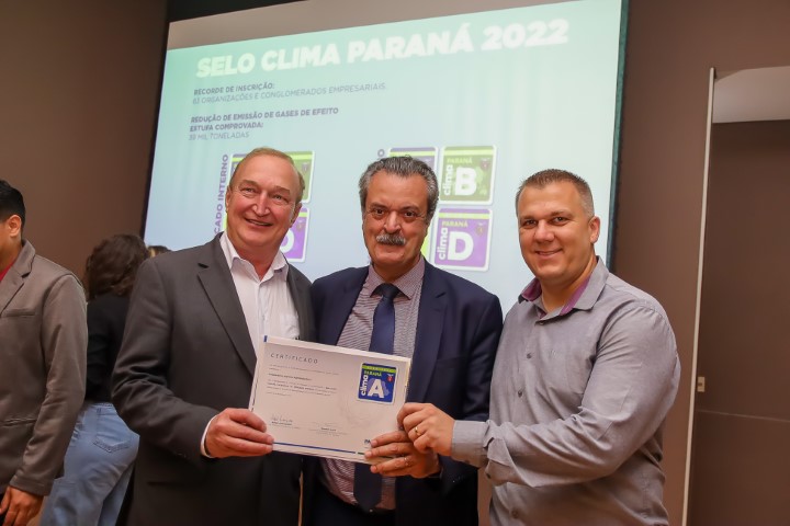 AGRÁRIA: Cooperativa recebe certificado A no Selo Clima Paraná 2022