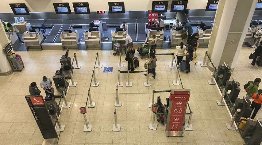 SERVIÇOS: Setor recua 0,6% em outubro, após bater recorde histórico em setembro