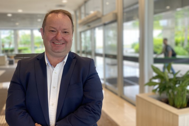 SICREDI: Instituição financeira cooperativa integra seu assistente virtual Theo à Alexa