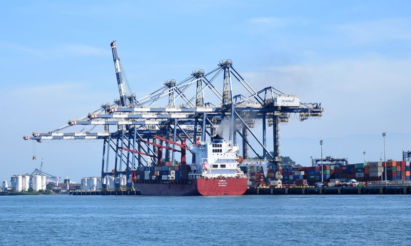 COMÉRCIO EXTERIOR: Balança comercial fecha 2022 com superávit recorde de US$ 62,3 bilhões