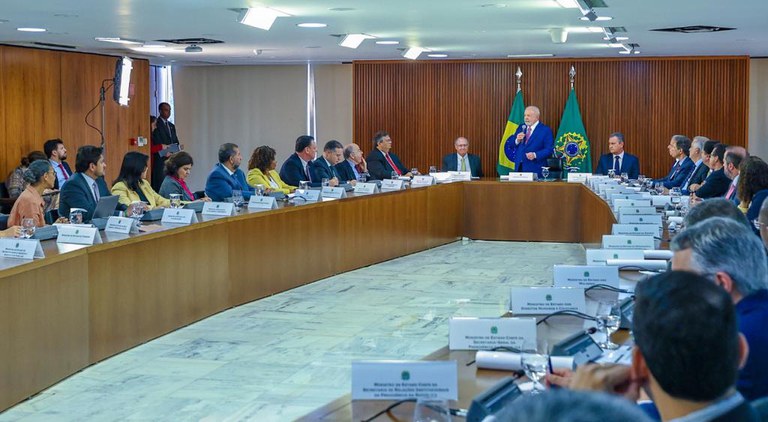 MAPA: Em primeira reunião ministerial, Fávaro destaca responsabilidade na produção de alimentos com sustentabilidade