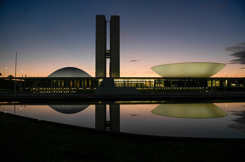 LEGISLAÇÃO: Congresso inicia ano legislativo com 27 MPs pendentes de votação