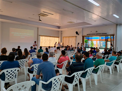 COPAGRIL: Reunião apresenta a produtores os diferenciais do Seguro Avicultura