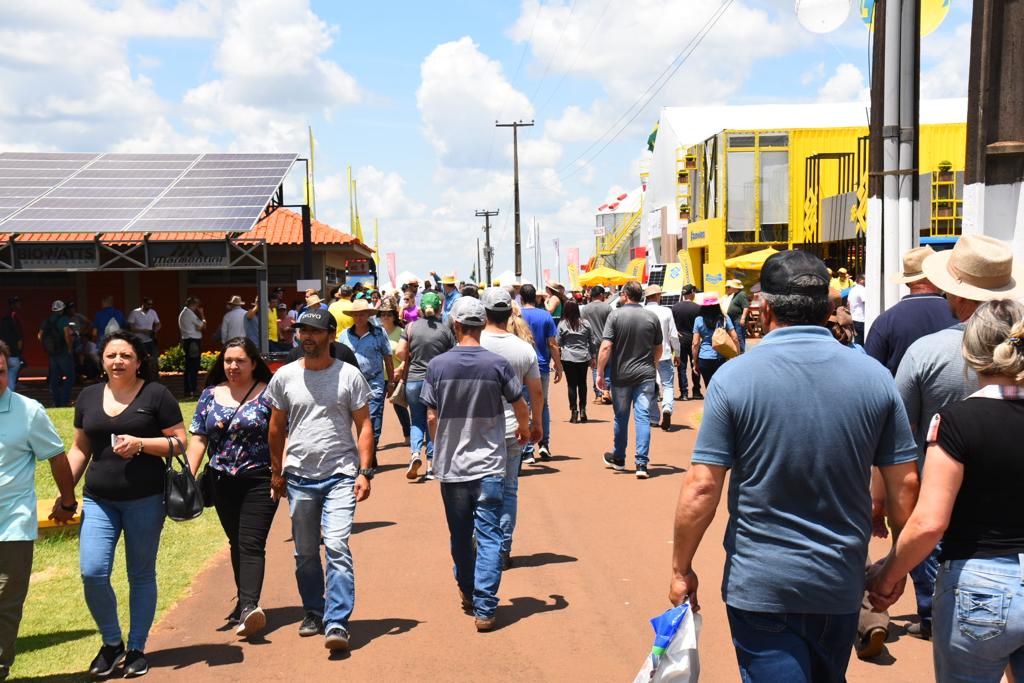 SHOW RURAL I: Com 95.584 visitantes, Show Rural bate quarto recorde consecutivo de público
