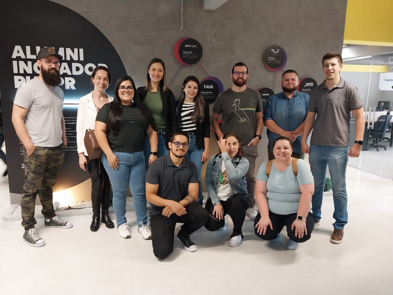 UNIMED PONTA GROSSA: Colaboradores visitam ecossistemas de inovação em Curitiba