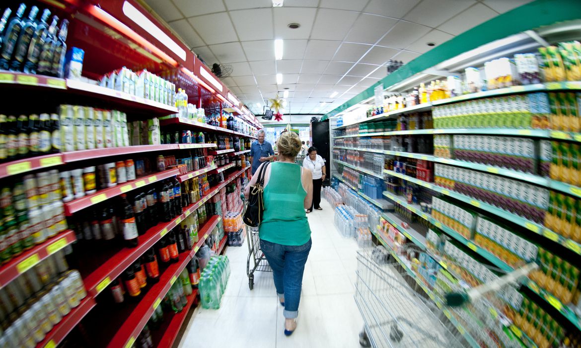 ABRAS: Pesquisa mostra aumento do consumo doméstico em janeiro