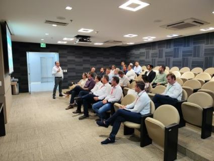 LAR: Cooperativa se reúne com prefeitos para debater demandas estruturantes no Oeste do PR