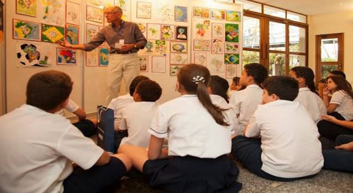 IPCA: Inflação acelera para 0,84% em fevereiro, puxada por alta na Educação