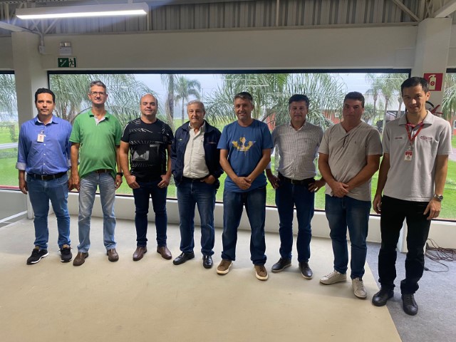 COOPAVEL: Cooperativa mineira busca subsídios sobre Show Rural