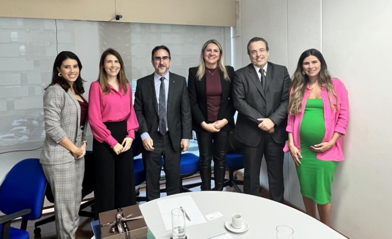 REFORMA TRIBUTÁRIA: Sistema OCB reforça importância do ato cooperativo ao economista Bernard Appy