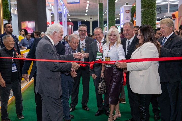 EXPO APRAS I: Cooperativas do Paraná mostram sua força no varejo