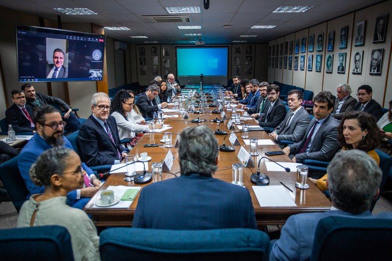 POLÍTICA  AGRÍCOLA: Mapa, Fazenda, MMA e MDA alinham diretrizes do Plano Safra 2023/2024, com foco na agricultura de baixo carbono