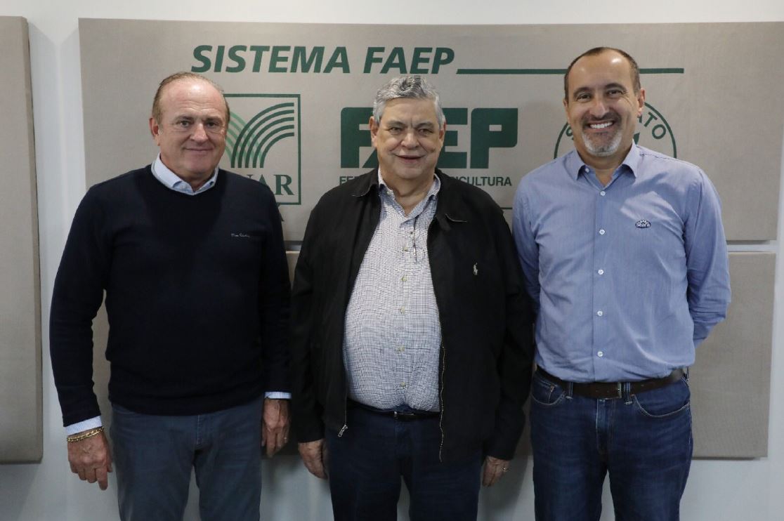 SINDIAVIPAR: Diretoria participa de reunião com a Faep para alinhar as práticas ESG no setor avícola