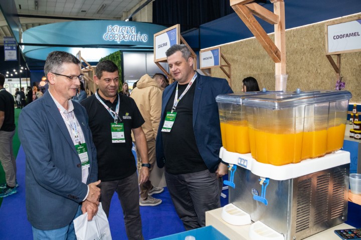 EXPO APRAS: Cooperativismo paranaense mostrou mais uma vez a qualidade dos produtos que chegam às prateleiras, avalia Mafioletti
