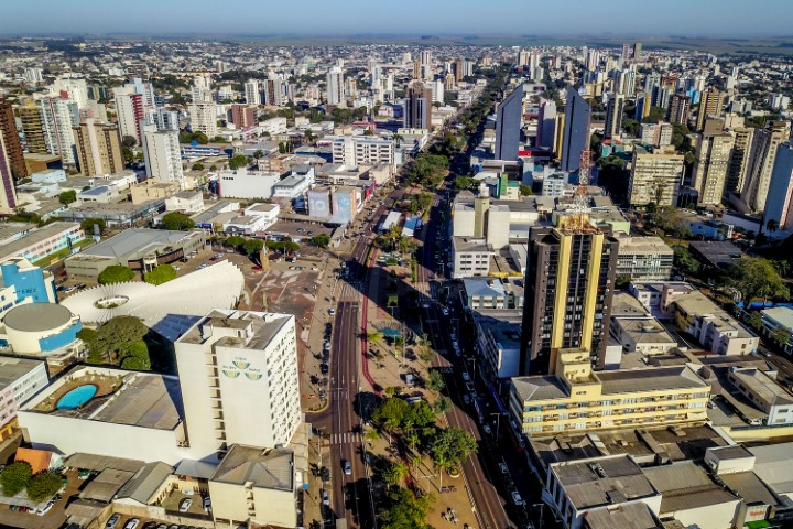 FINANÇAS ESTADUAIS: Com superávit, Paraná teve segundo melhor resultado orçamentário do Brasil em 2022