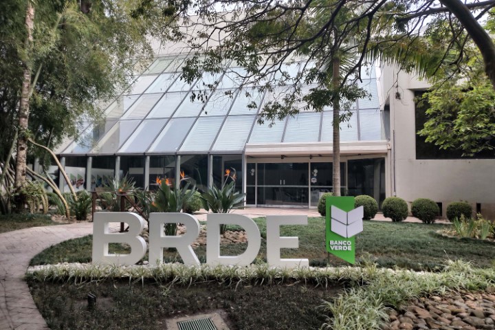 FOMENTO: BRDE alcança R$ 1 bilhão em contratações no Sul; metade no Paraná