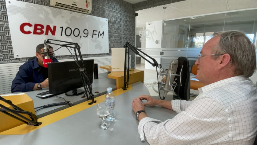 MÍDIA: Presidente do Sistema Ocepar fala sobre a força do cooperativismo paranaense em entrevista à rádio CBN