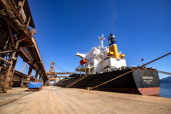 COMÉRCIO EXTERIOR II: Exportações do Corredor Leste do Porto de Paranaguá aumentam 7,9% no quadrimestre