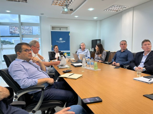 COOPERATIVISMO: Lideranças da região Sul discutem planejamento estratégico em Florianópolis (SC)