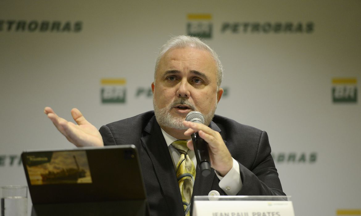 COMBUSTÍVEL: Estabilidade e volatilidade definirão preços da Petrobras
