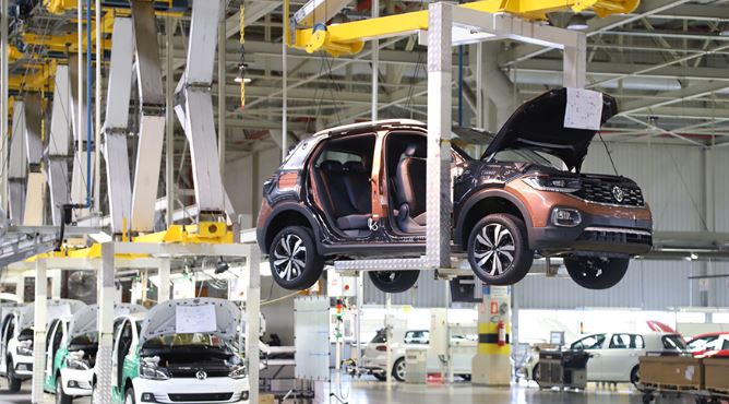 IBGE: Produção industrial cresce em 11 dos 15 locais pesquisados em março