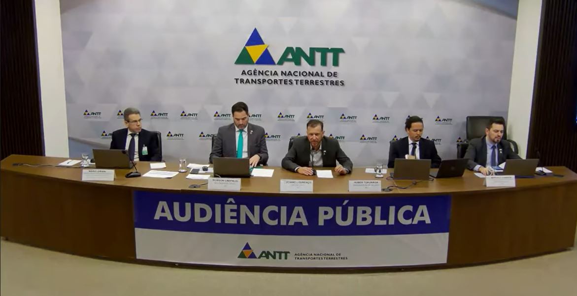 MAIO AMARELO: Encontro debate redução de acidentes envolvendo caminhoneiros