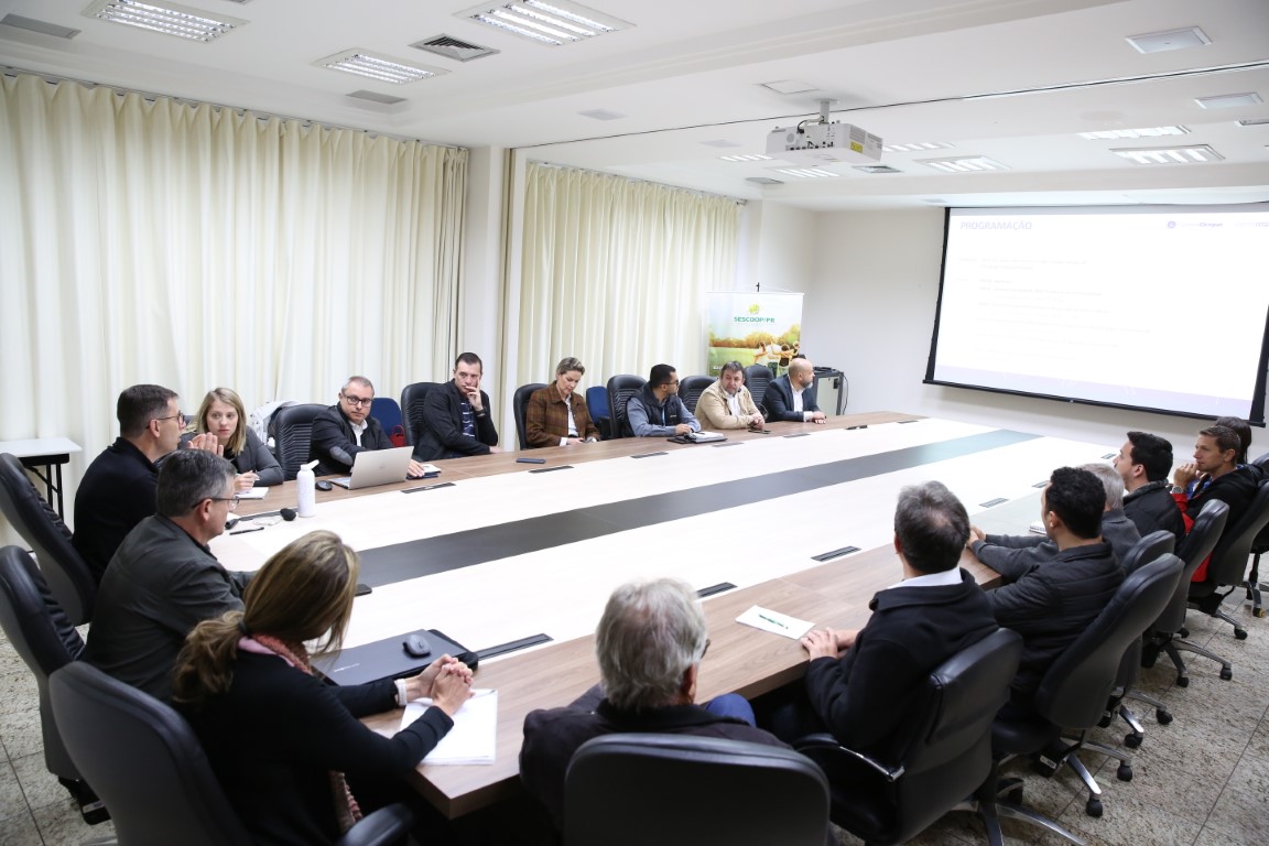INFRAESTRUTURA: Fórum da Ocepar discute desafios e oportunidades às cooperativas