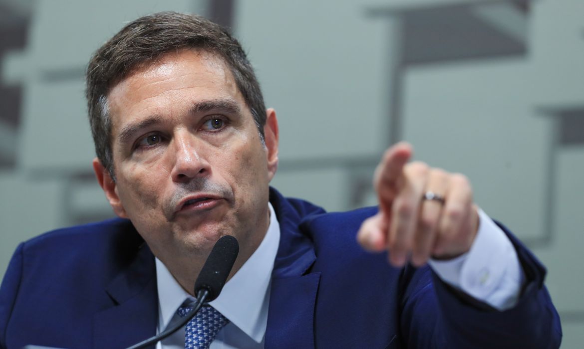 ECONOMIA: Inflação deve ser negativa em junho e voltar a subir