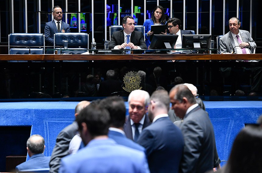 LEGISLATIVO: Plenário pode votar novo arcabouço fiscal na quarta-feira