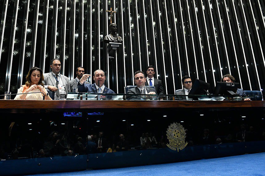 LEGISLATIVO: Senado aprova o novo marco fiscal e devolve o texto à Câmara
