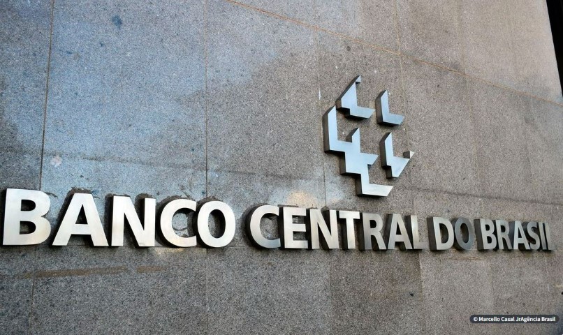 BANCO CENTRAL: Copom acena com possibilidade de queda dos juros a partir de agosto