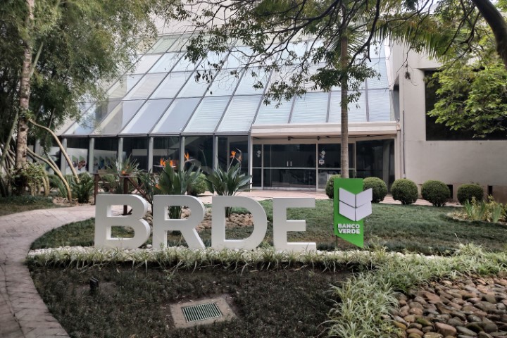 BRDE: Banco supera R$ 2 bilhões em novas contratações no semestre; Paraná opera 40% dos recursos
