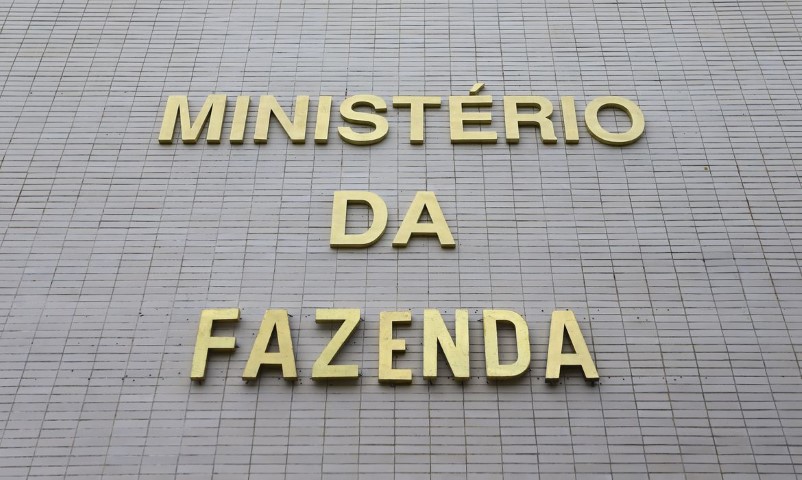 ECONOMIA: Fazenda elevará projeção de crescimento do PIB para 2,5% a 3%
