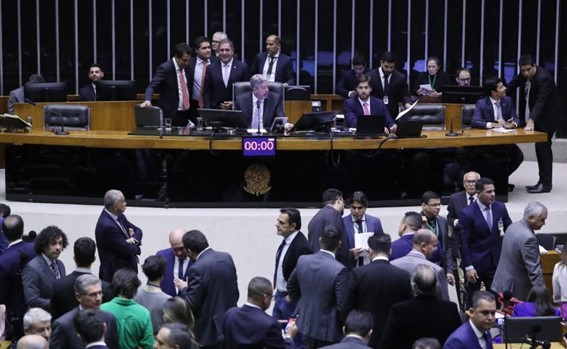 LEGISLATIVO: Câmara prossegue nesta terça-feira o esforço concentrado de votações