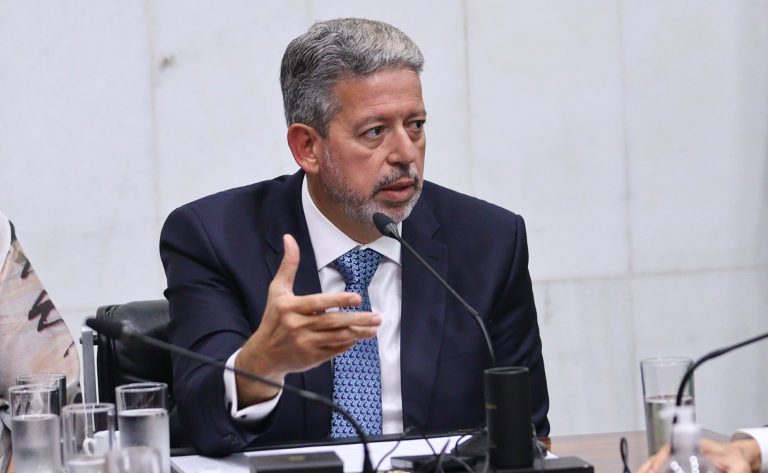 LEGISLATIVO I: Lira espera consenso para votar a reforma tributária até sexta-feira
