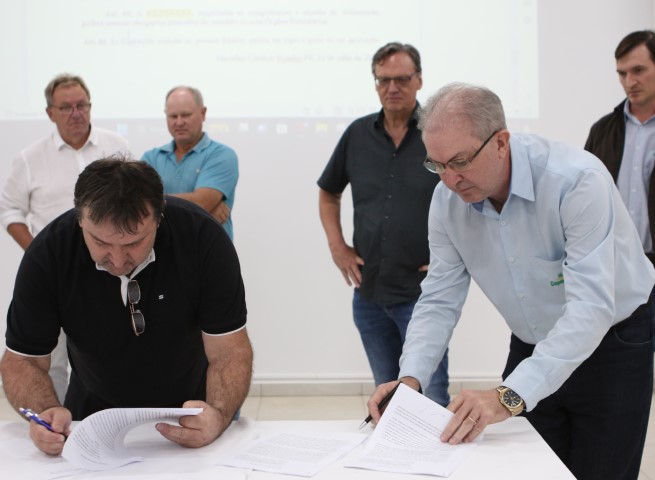 AGRO: Copagril firma parceria em Programa de Sustentabilidade Ambiental e Saneamento Rural