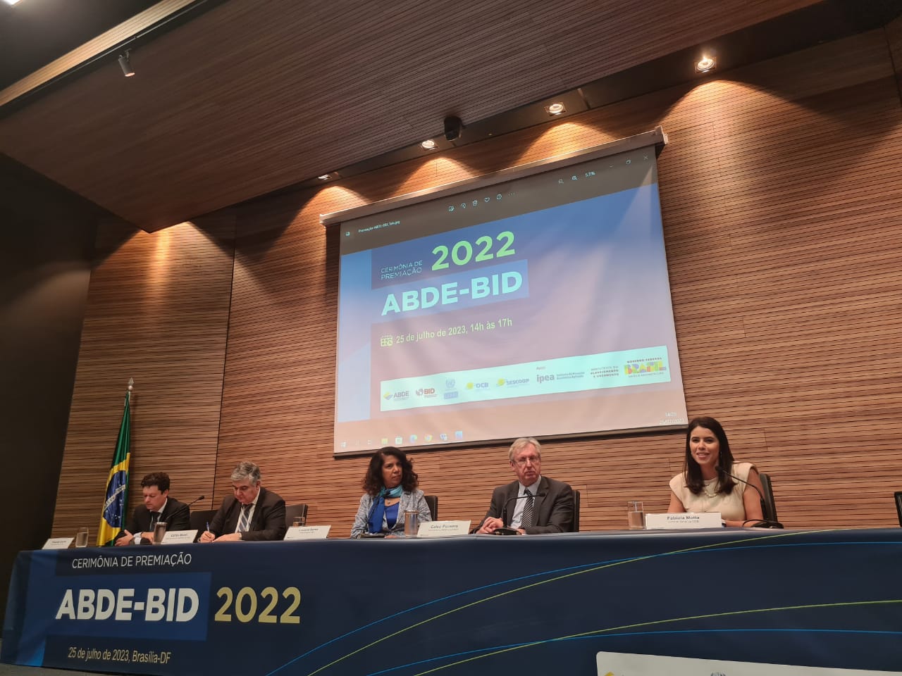 PESQUISA: Coop de crédito é destaque entre vencedores do Prêmio ABDE-BID 2022