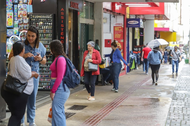 VAREJO: Vendas no comércio do Paraná crescem 1,6% no primeiro semestre de 2023