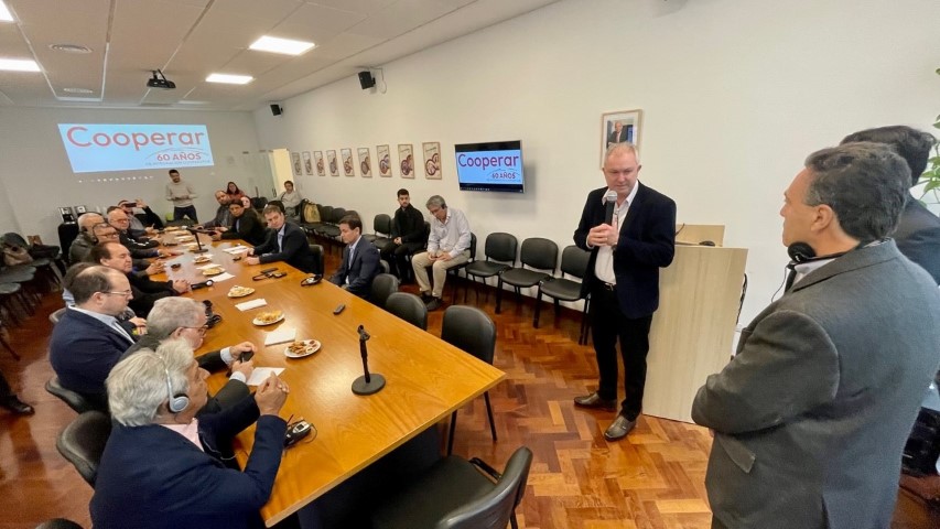 INTERCÂMBIO: Missão de brasileiros visita Cooperar e Centro Cultural da Cooperação, em Buenos Aires