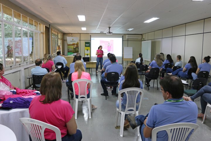 AGRO: Copagril promove roda de conversa sobre conscientização e apoio ao Outubro Rosa