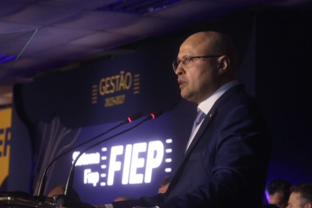 INDÚSTRIA: Fiep empossa diretoria para o quadriênio 2023-2027