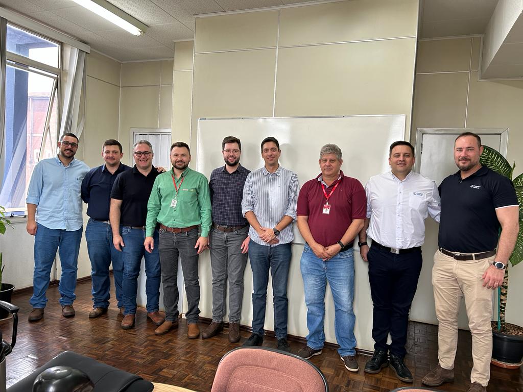 AGRO: Coopavel recebe diretores da alemã Boehringer Ingelheim