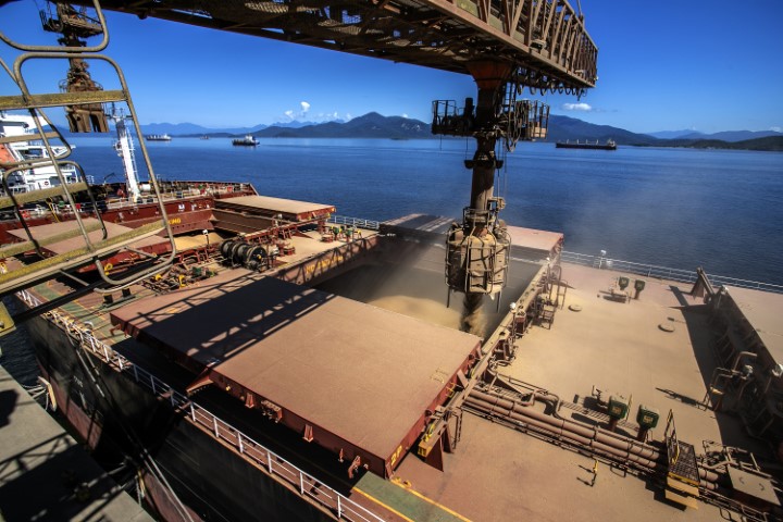 VENDAS EXTERNAS: Exportações do Paraná aumentam 11,3% nos dez primeiros meses de 2023