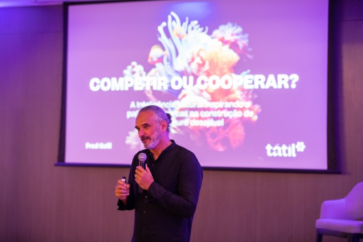 FÓRUM: Cooperar é melhor que competir, defende especialista em marcas
