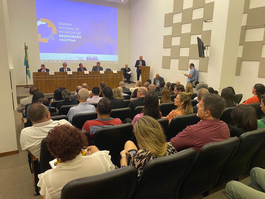 MTE: Sistema OCB marca presença em evento sobre negociação coletiva