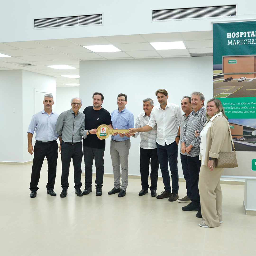 SAÚDE: Diretoria da Unimed Costa Oeste recebe as chaves do edifício que abrigará o HGU de MCR