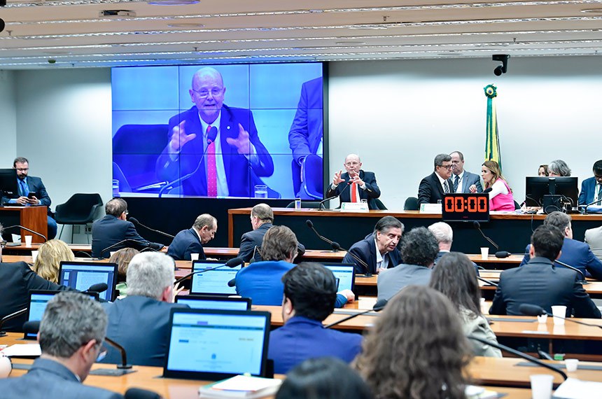 LEGISLATIVO: CMO aprova Plano Plurianual para quadriênio 2024-2027