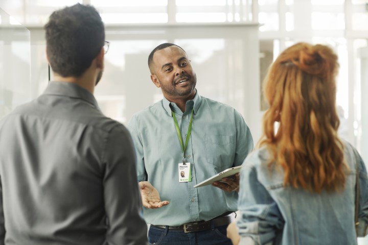 CRÉDITO: 13º salário; especialista do Sicredi dá dicas de como investir